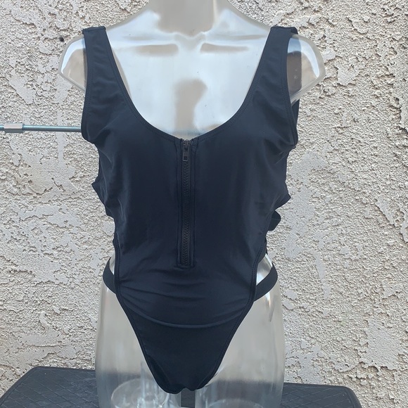 SHEIN 👙 - Picture 6 of 8